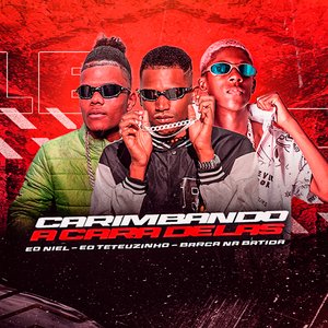 Carimbando a Cara Dela