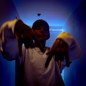 Dirty Pill (feat. CA$HOUTCOLE)