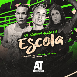 Na Casinha Atrás da Escola