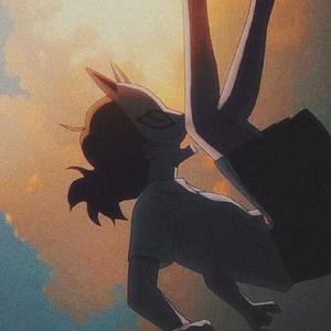 这只伶俐的棕色狐狸跳过一只懒惰的狗