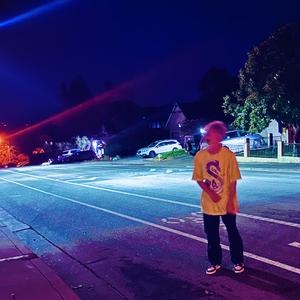 purple shoes yellow shirt