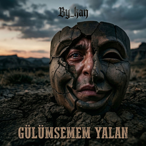 Gülümsemem Yalan
