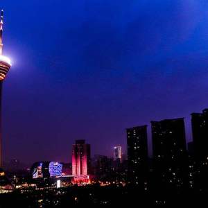 Tiësto / Brooks-She Closes The Chemicals（Ninty9 remix）