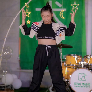 卢新然《小礼物》