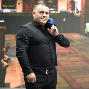 Astazi vreau ca sa petrec