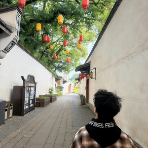 迷彩服与白皮书