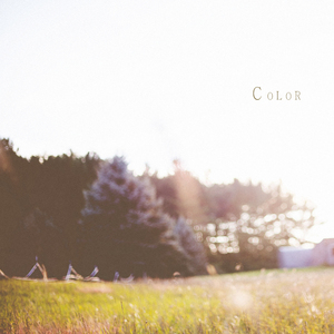색