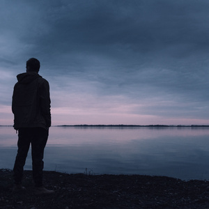 Pensées d'un endroit lointain