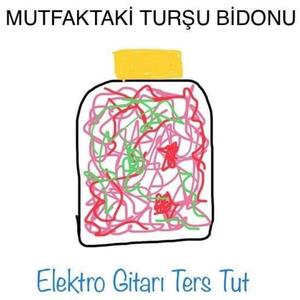 Mutfaktaki Turşu Bidonu
