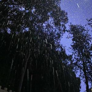 几年后某个雨天的相遇...
