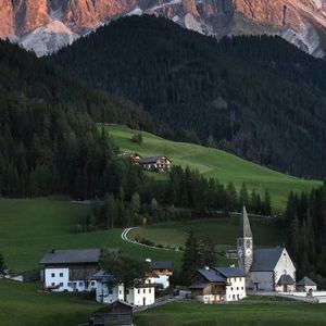 刻在我心底的名字（杨羽毛）