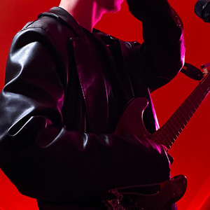 Воскреснуть