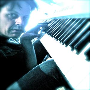 Tchiga um pouco mas perto (Radio Version)