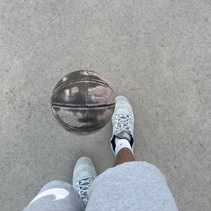 ball up top
