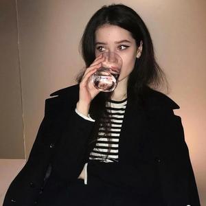 长安尽头无故里，故里自此无长安