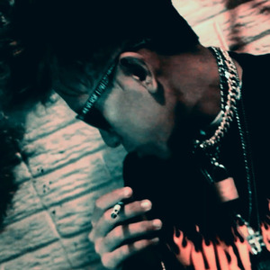 Sumergido En Pensamientos