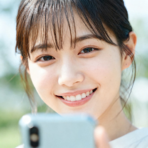 镜中光芒