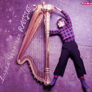 Kohtauksia naisen ja koiran elämästä:Verhon takana