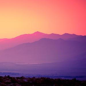 I'm drowning in the sea of broken memories