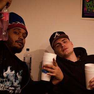 kromow (feat. tweyes! & cholodemora)