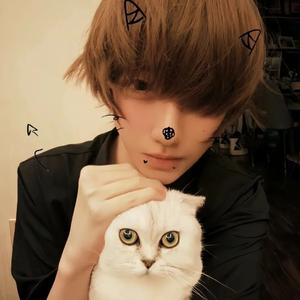 你的爱像香水短暂停留