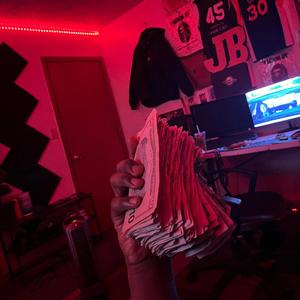 Dis Life Shi (feat. 2Lo Ron)