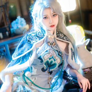 钟声回荡山谷中