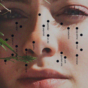 Ağ Elime Mor Kınalar