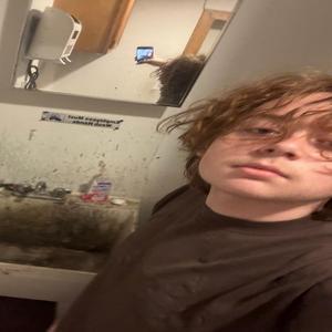 newshinebit (feat. oakyahqué)