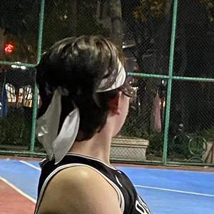 人为财死鸟为食亡