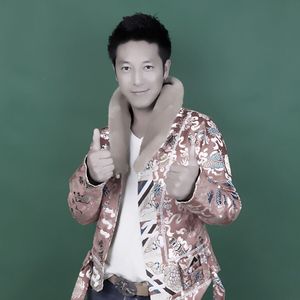 泸沽湖的姑娘美