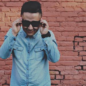 美丽新疆（ay guzal xinjiang）（翻自 民间）