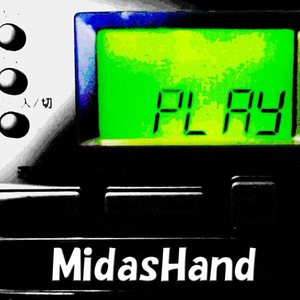 白いワンピースと麦わら帽子