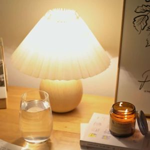 旧台灯下的独白