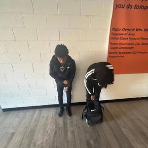 Skocity (feat. Twicksko9)