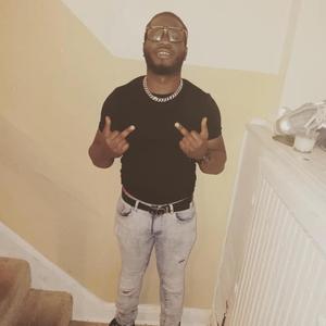 Out da Box (put it on the floor) (feat. KhadoBang) (Remix)