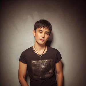 Көздерің-aй