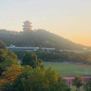 四季与你（2025毕业季主题曲）