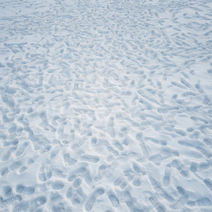 Тусоваться