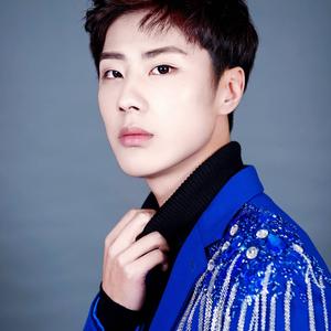 故乡是北京（翻自 李谷一）