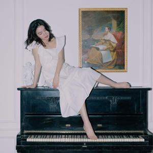 《蝇》（翻自 许哲珮）