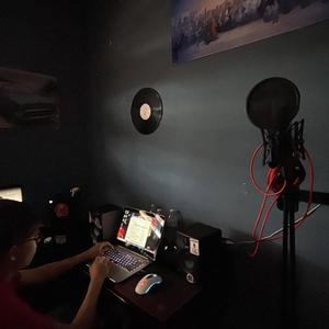 Mala mia (feat. Yung Drkx)