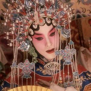 不到园里怎知春色如许