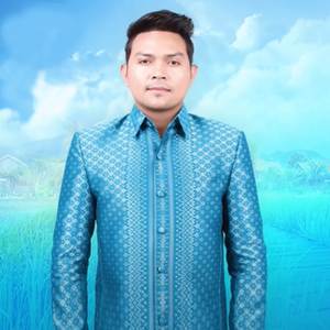 អាមួយទើបធំ