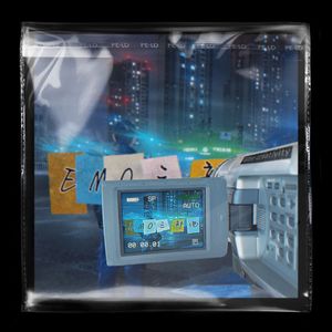 别再装作深沉emo的样子