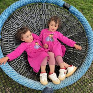 Nicole & Stella 's songs