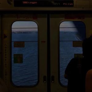 讨厌下雨天，因为没人给我送伞