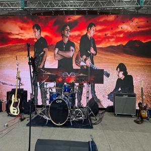 Play the funky music (Live)