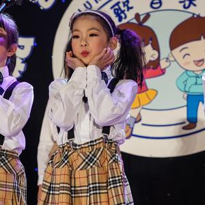 我多想快快长大/叶宣含/耘歌音乐