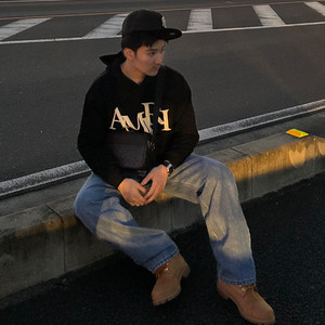 Waitin' My Boy feat. Day2uk